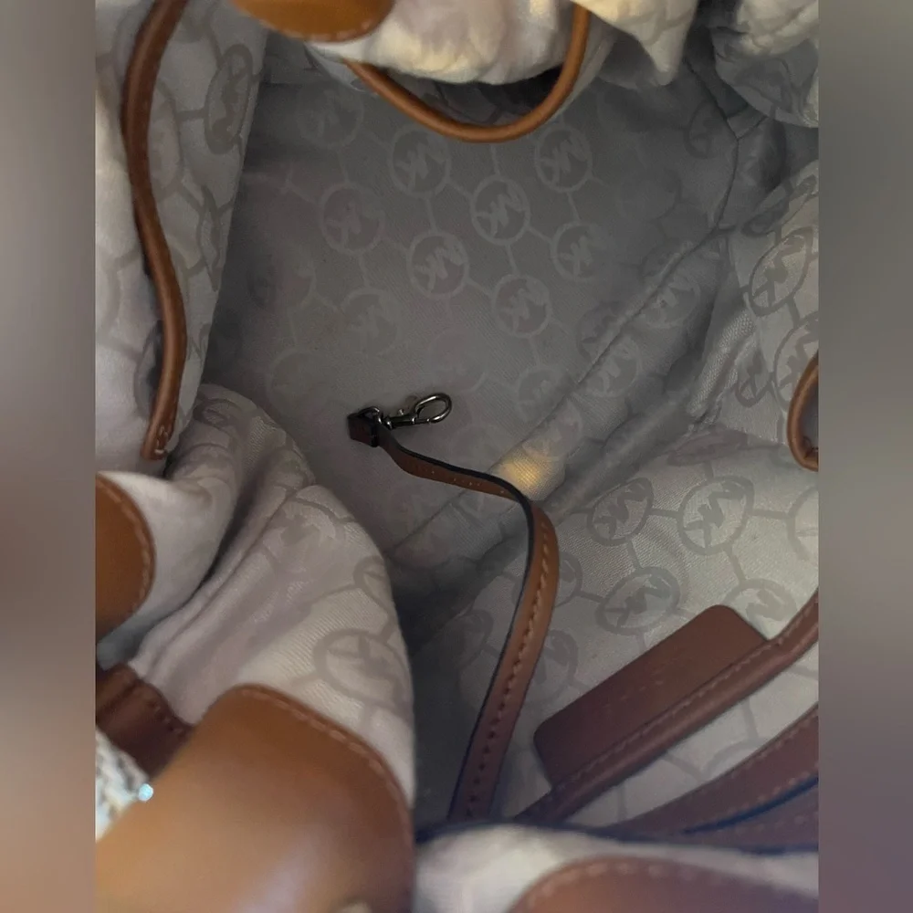 Michael Kors Navy Blue/Brown Canvas Marina Drawstring Tote - Picture 6 of 9